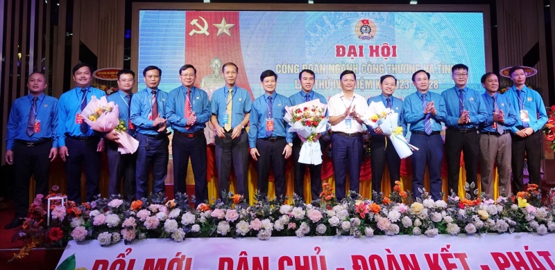 Công đoàn ngành Công Thương tỉnh Hà Tĩnh: Phong trào công nhân, viên chức, lao động và hoạt động công đoàn năm 2023 có chuyển biến tích cực 